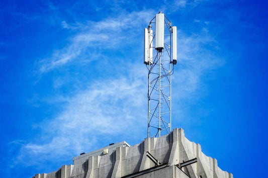 Scientists Question the Safety of Untested 5G